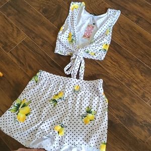 2 piece lemon set